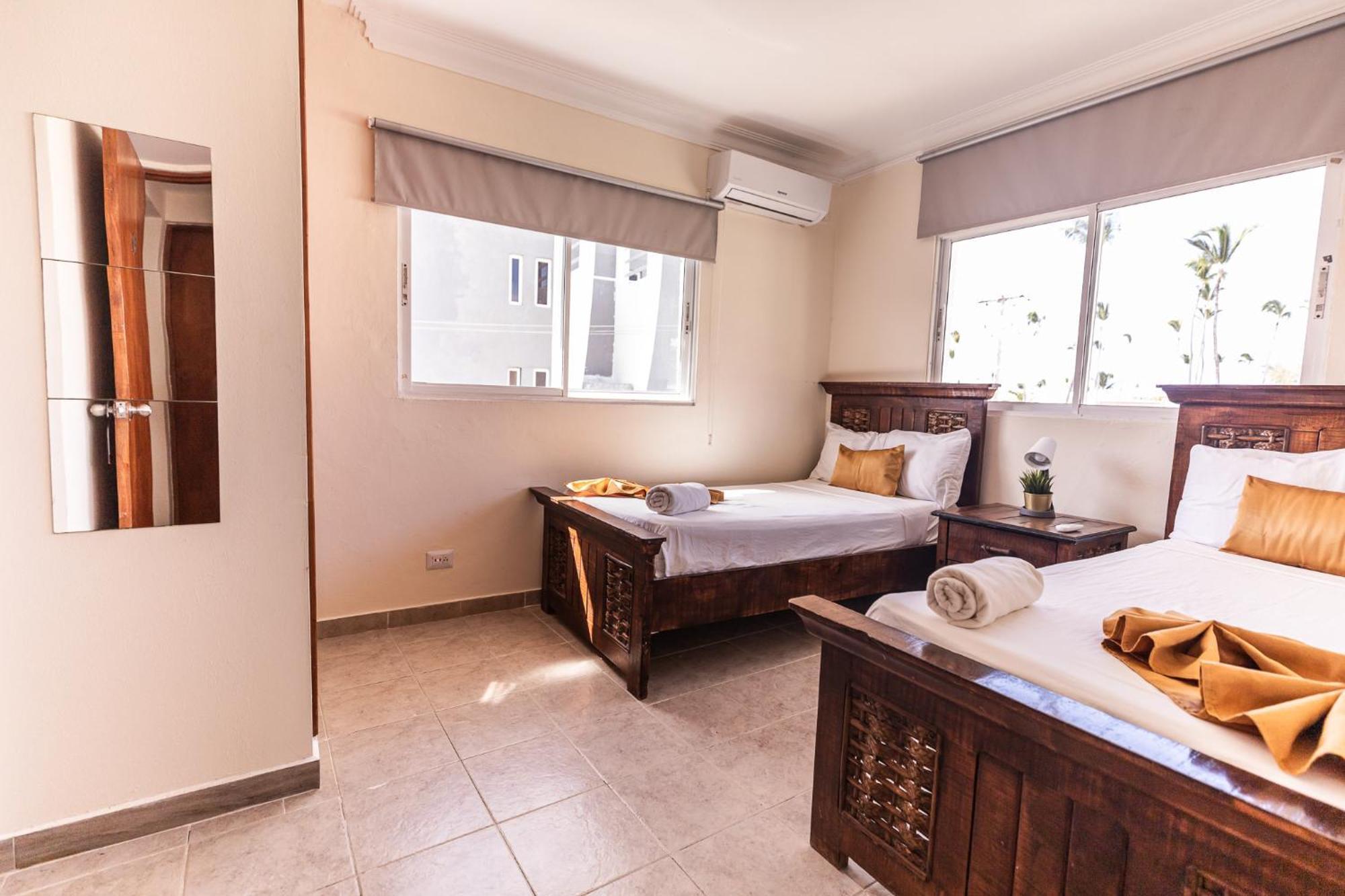 Hostal Las Rosas De Punta Cana Exterior photo